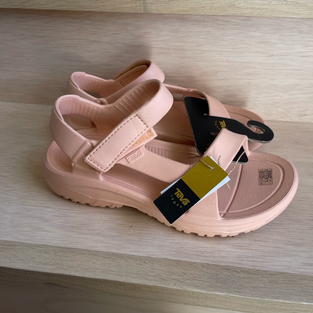 Teva Hurricane Drift Size 9